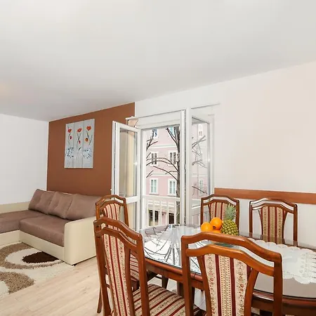 شقة Orlovic Old Town زادار